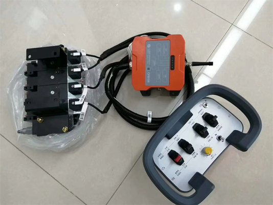 HBC727 Putzmeister कंक्रीट पंप पार्ट्स कंक्रीट रखने बूम वायरलेस रिमोट कंट्रोल